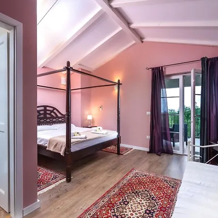 וילה Luxury With A Swimming Pool Rakalj, Marcana - 26929