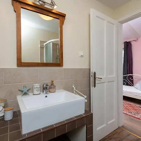 Luxury With A Swimming Pool Rakalj, Marcana - 26929 וילה *